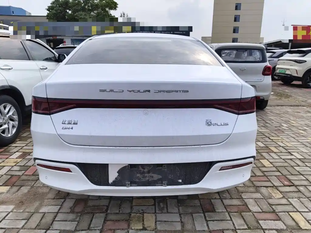 Qin PLUS 2024 Honor Edition DM-i 55KM Leading Model купить на сайте DeffCars