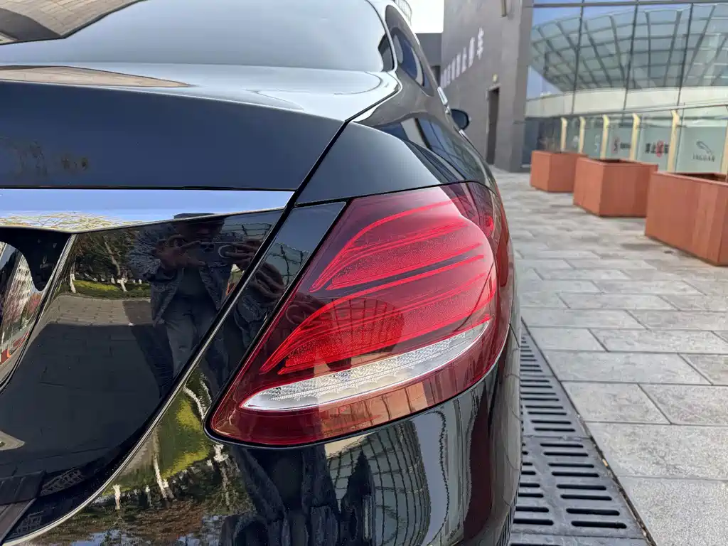 Mercedes-Benz E-Class 2019 E 200 L купить на сайте DeffCars