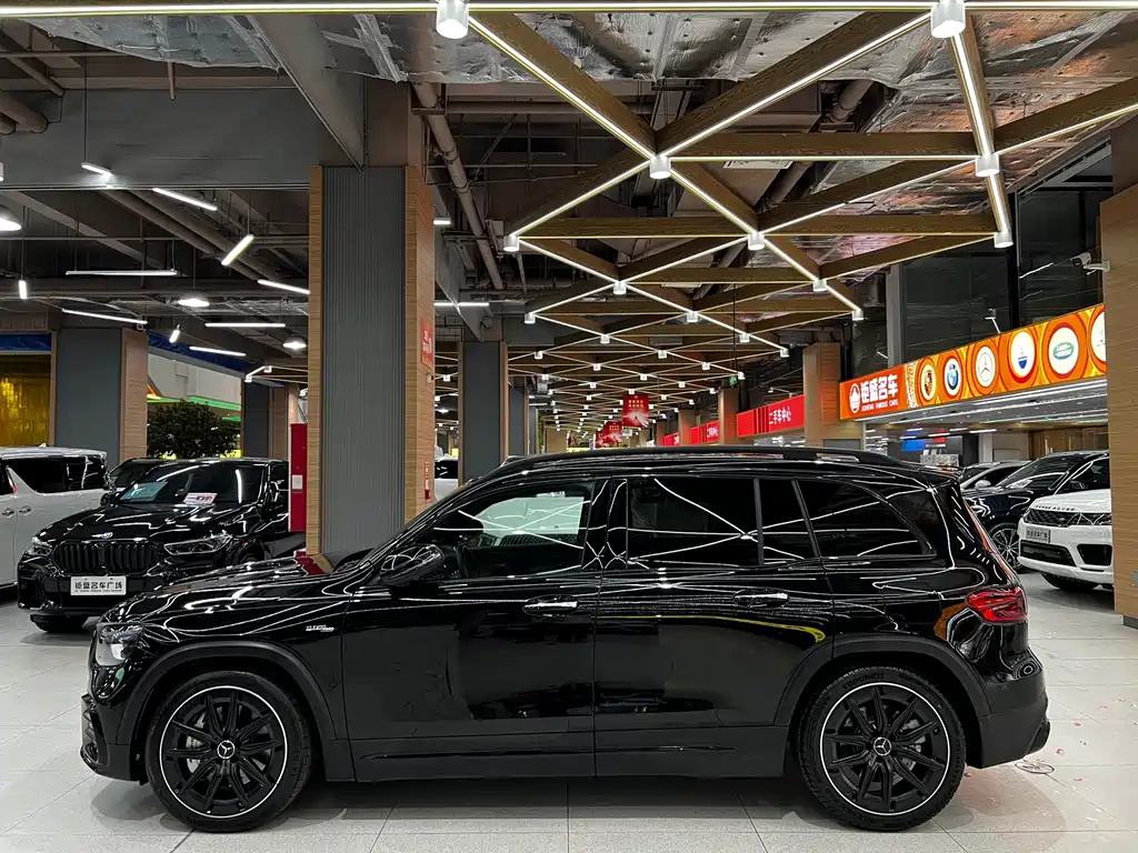 Mercedes-Benz GLB AMG 2024 AMG GLB 35 4MATIC купить на сайте DeffCars