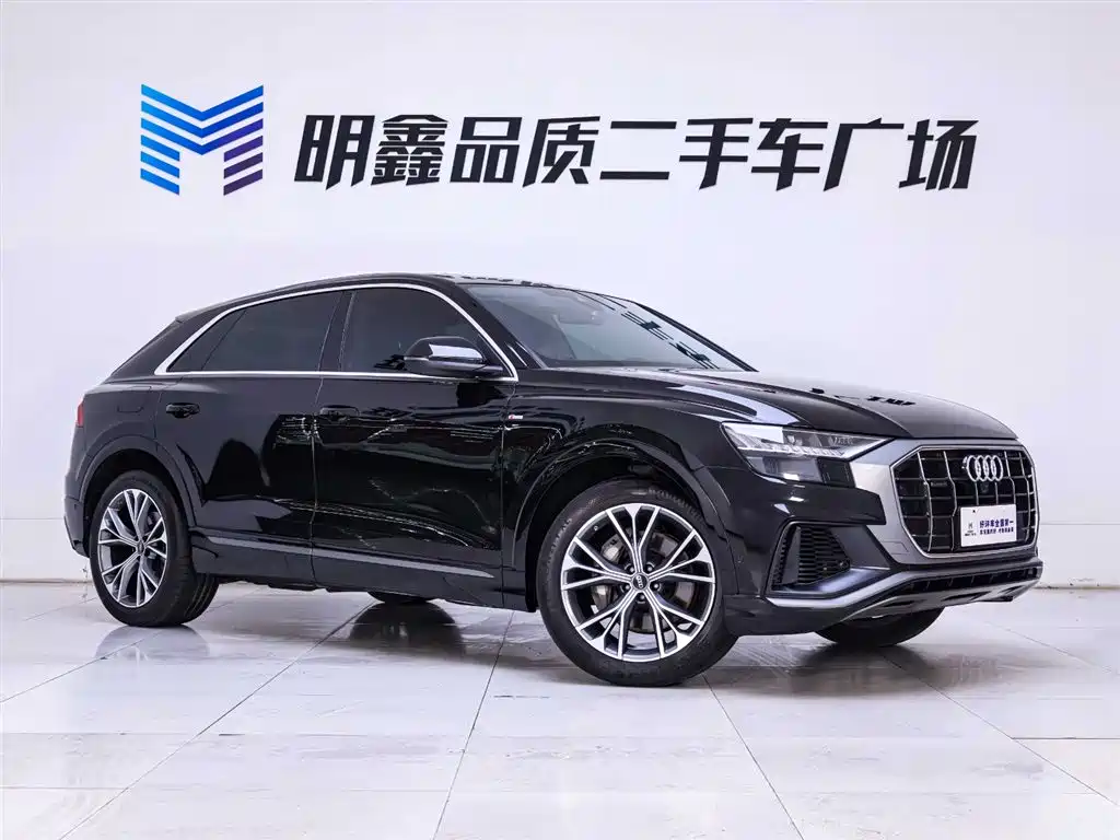 Audi Q8 2022 55 TFSI luxury and dynamic model купить на сайте DeffCars