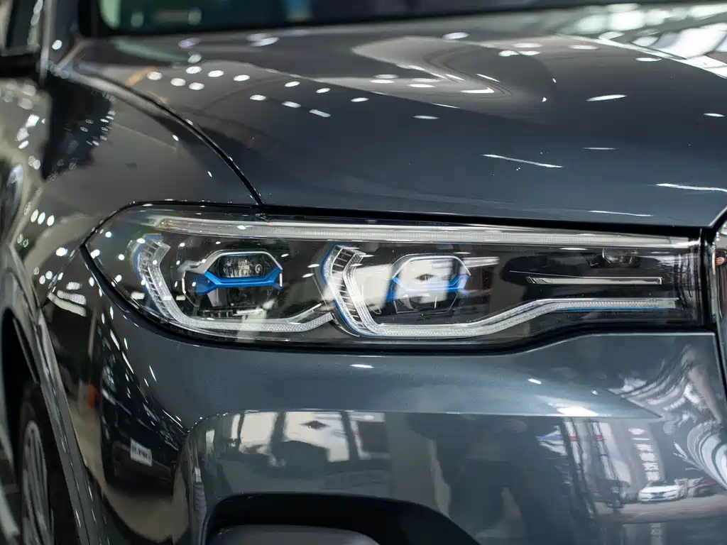 BMW X7 2020 xDrive40i Leading Luxury Package купить на сайте DeffCars