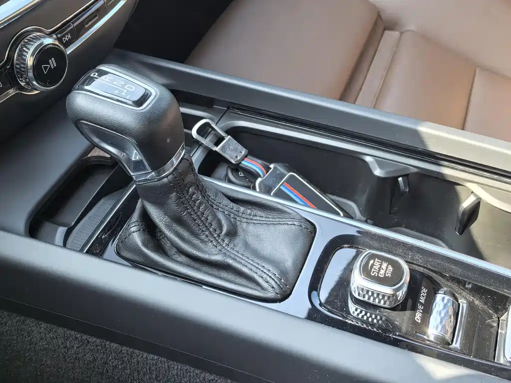 Volvo S60 2021 T4 Zhiyuan Luxury Edition купить на сайте DeffCars