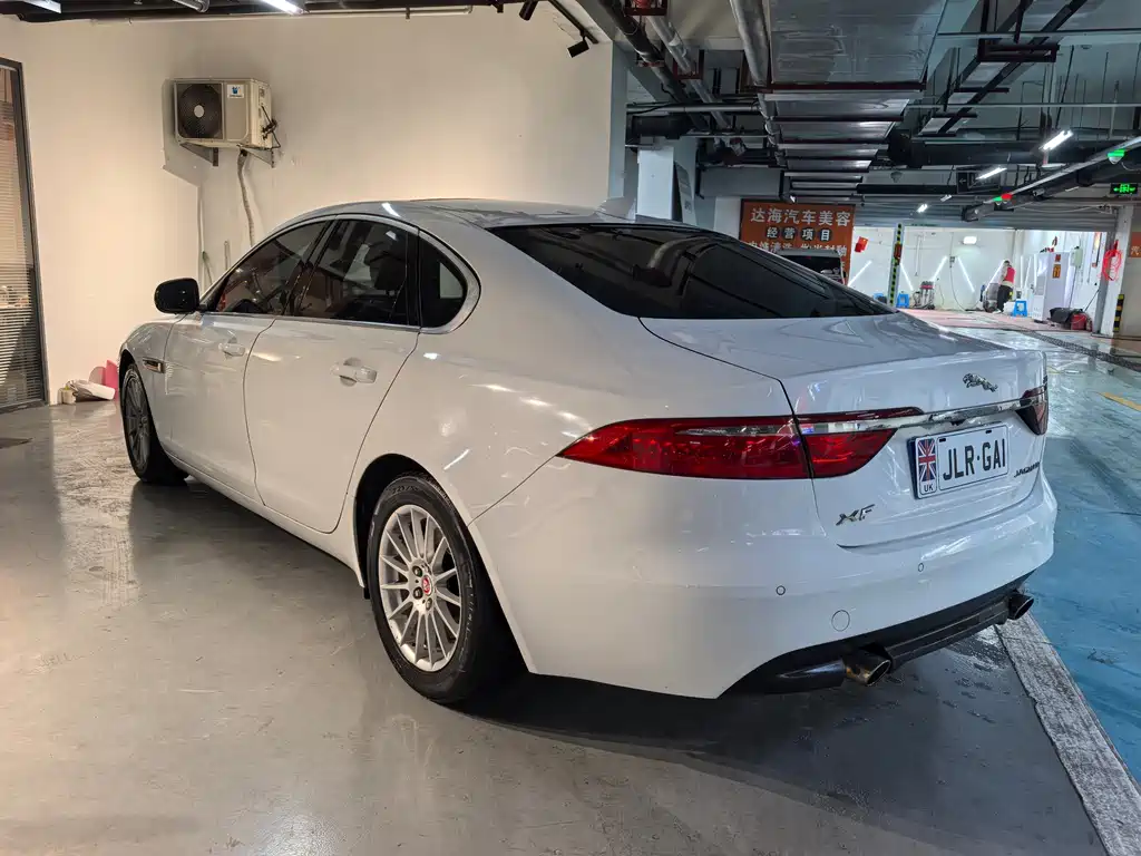 Jaguar XF 2016 XF 2.0T 2WD Fenghua Edition купить на сайте DeffCars