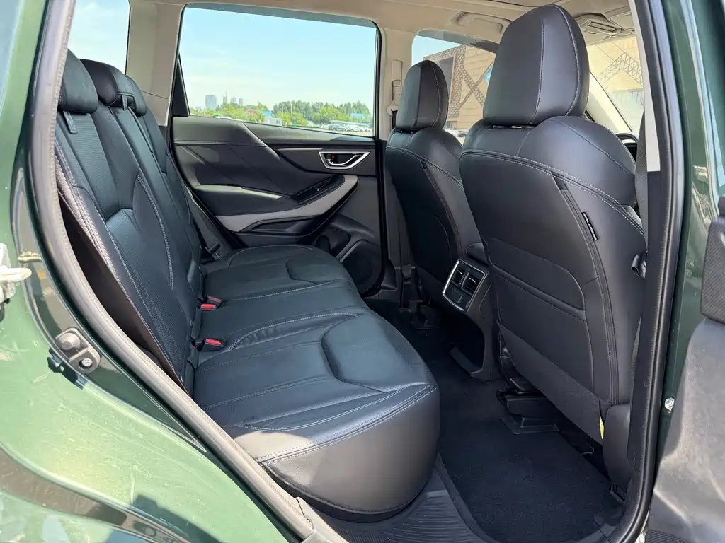 Forester 2022 2.0i AWD Deluxe Edition EyeSight купить на сайте DeffCars