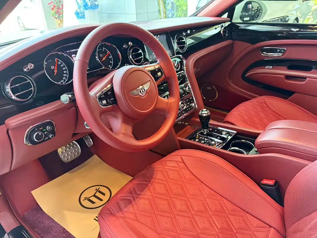 Mulsanne 2017 6.8T Long Wheelbase Edition купить на сайте DeffCars