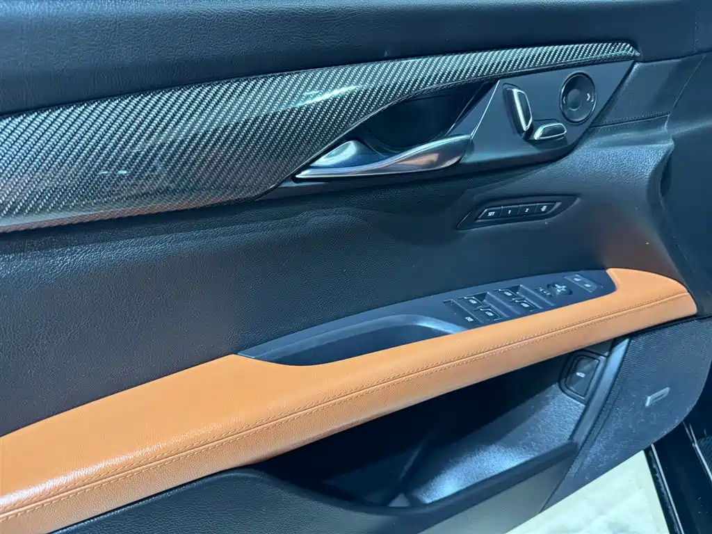 Cadillac CT6 2021 28T luxury model купить на сайте DeffCars
