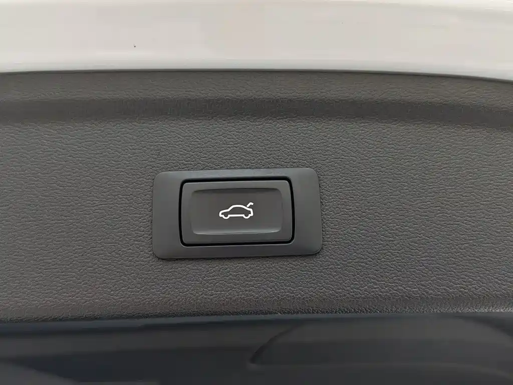 Audi A3 2021 Sportback 35 TFSI aggressive sports model купить на сайте DeffCars