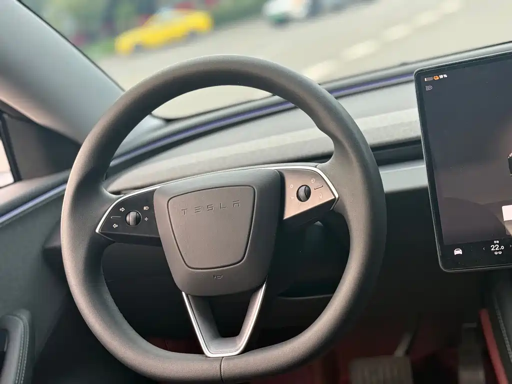 Model 3 2025 rear-wheel drive version купить на сайте DeffCars