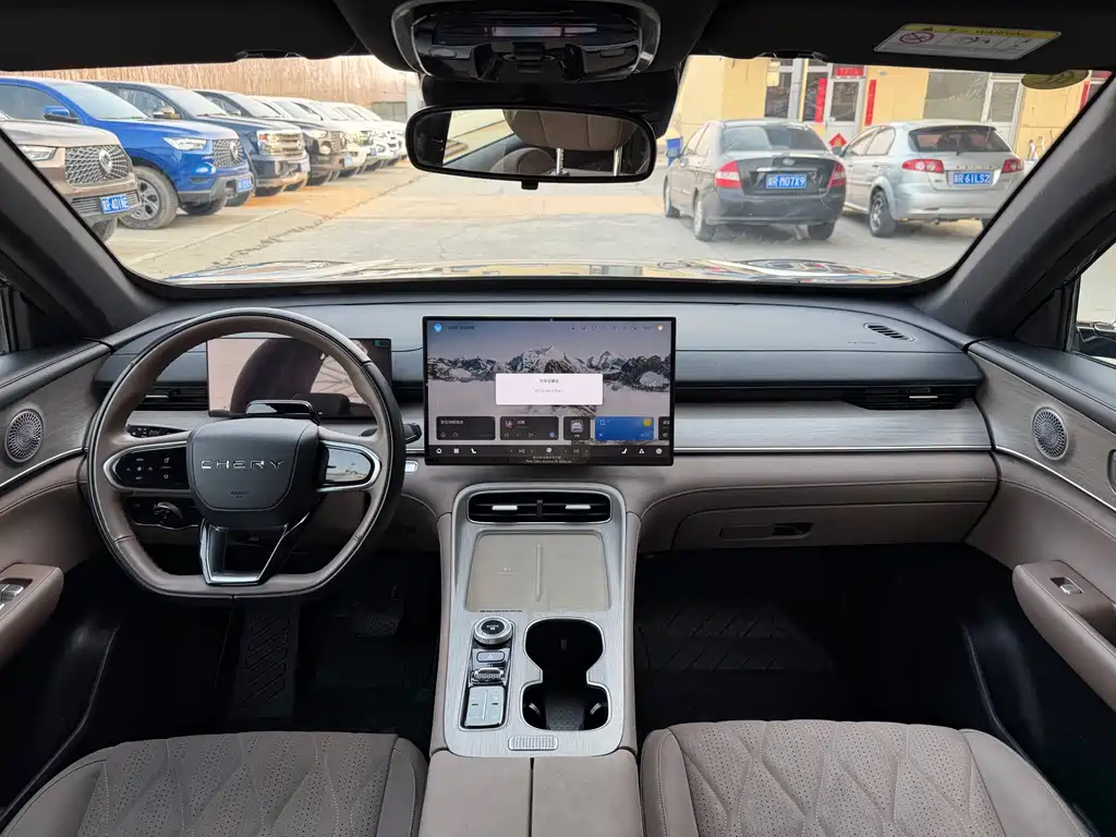 Tiggo 8 PLUS 2025 model 290TGDI DCT premium type купить на сайте DeffCars