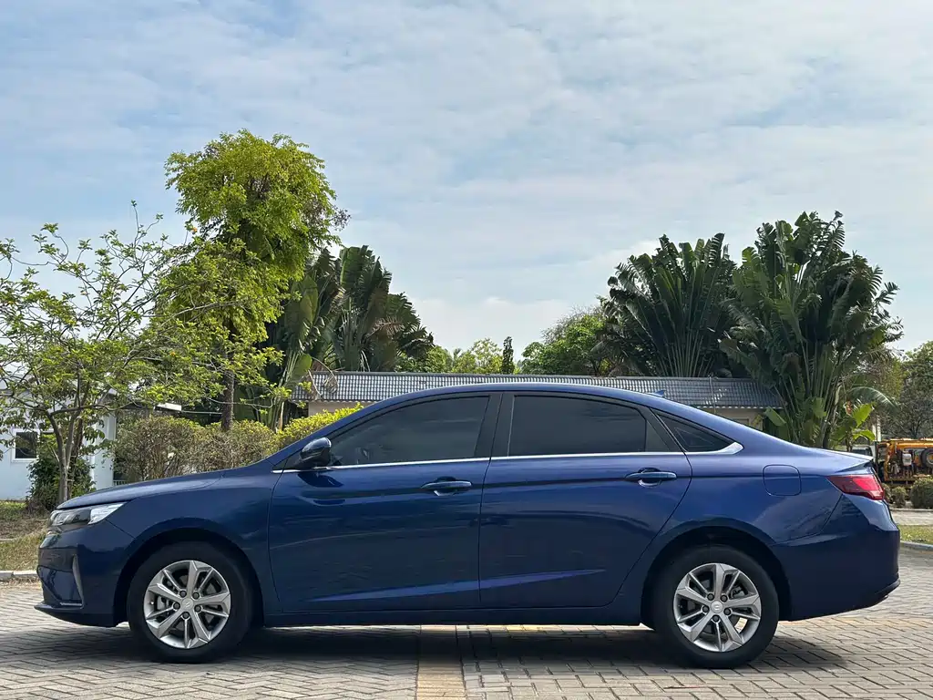 Emgrand GL 2021 UP 1.4T CVT luxury model купить на сайте DeffCars