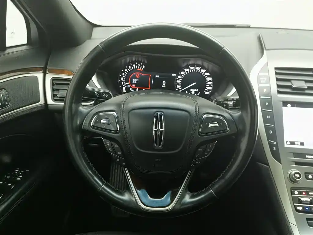 Lincoln MKZ 2017 2.0T Zunya Edition купить на сайте DeffCars