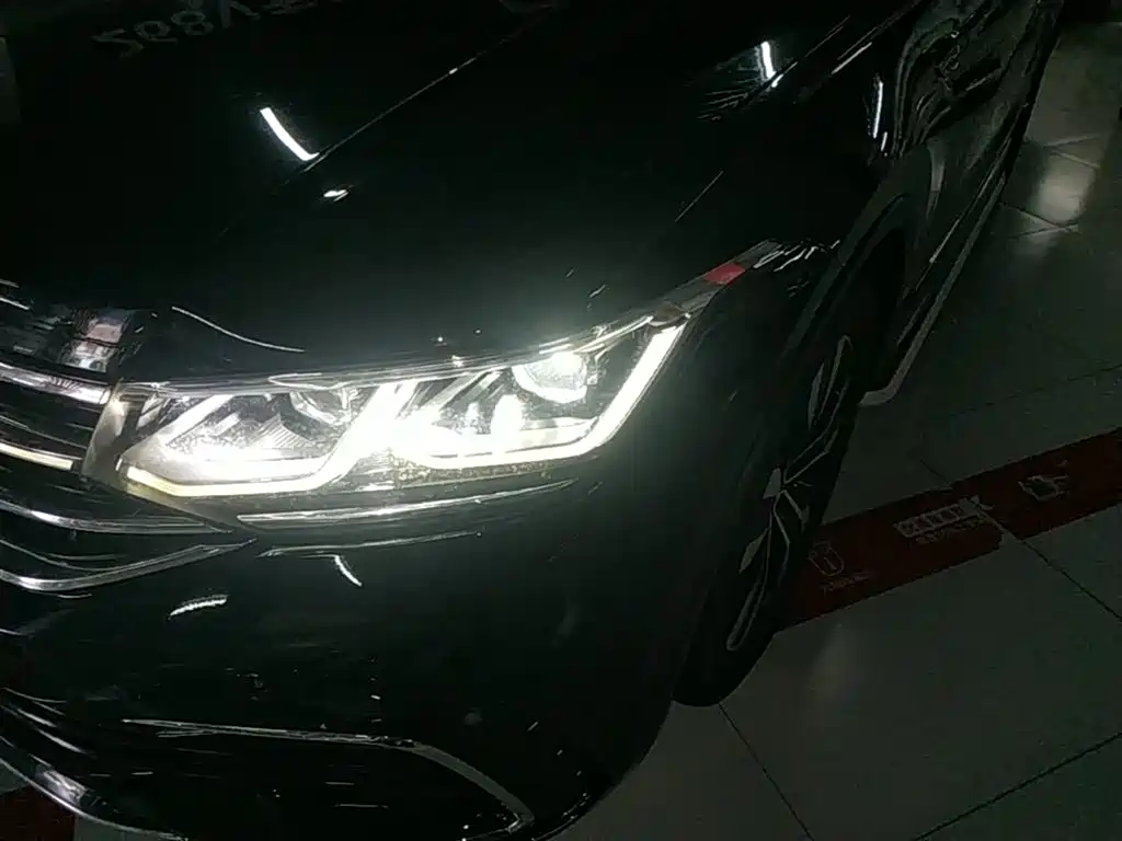 Tiguan L 2023 330TSI automatic two-wheel drive R-Line flagship version купить на сайте DeffCars