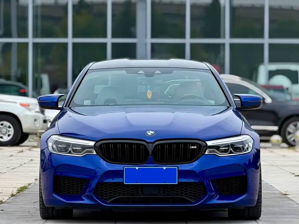 BMW M5 2018 купить на сайте DeffCars