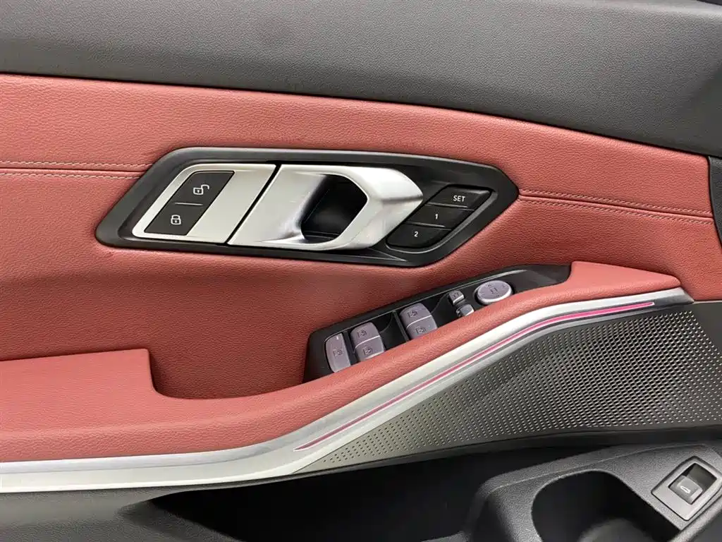 BMW 3 Series 2025 325Li M Sports Package купить на сайте DeffCars