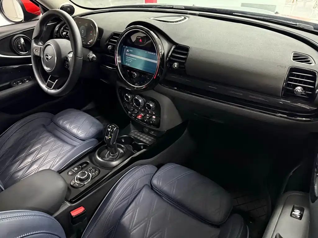 MINI CLUBMAN 2023 1.5T COOPER Connoisseur купить на сайте DeffCars