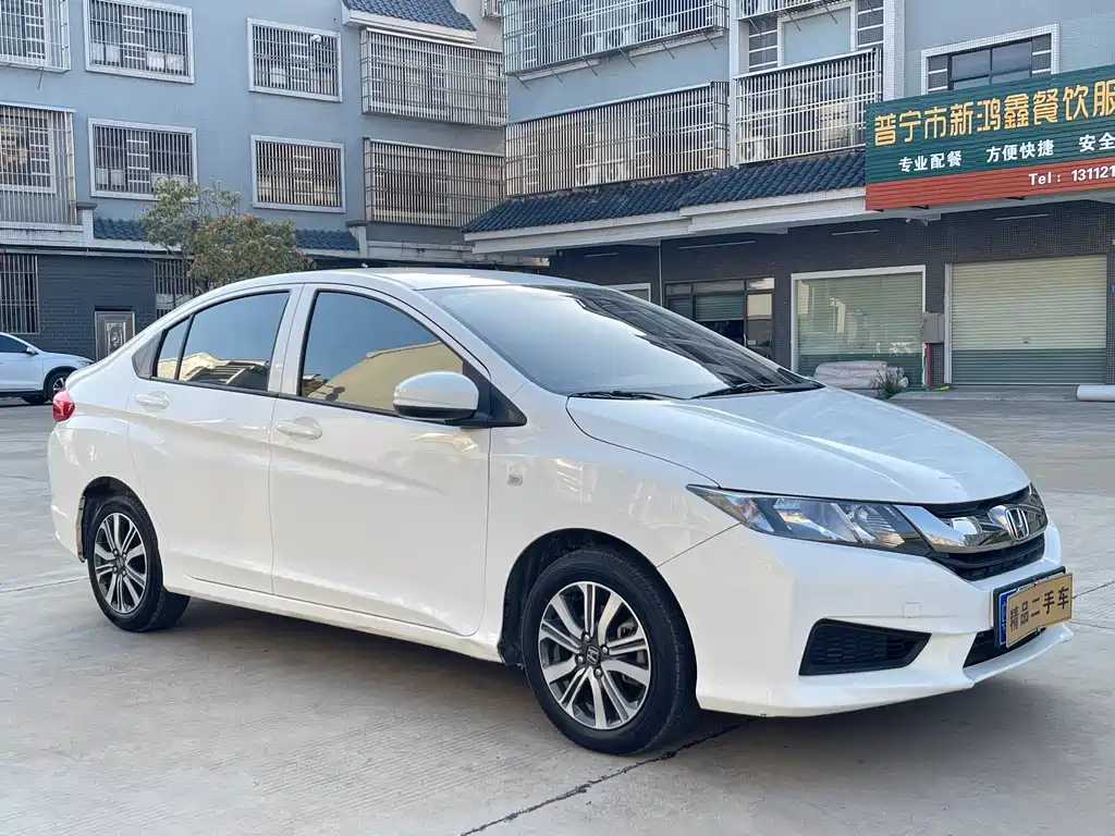 Fengfan 2019 1.5L CVT Comfort Edition купить на сайте DeffCars