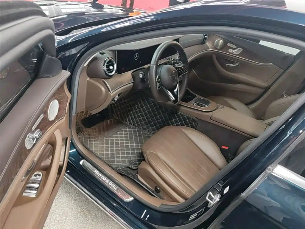 Mercedes-Benz E-Class 2023 E 300 L Luxury Model купить на сайте DeffCars