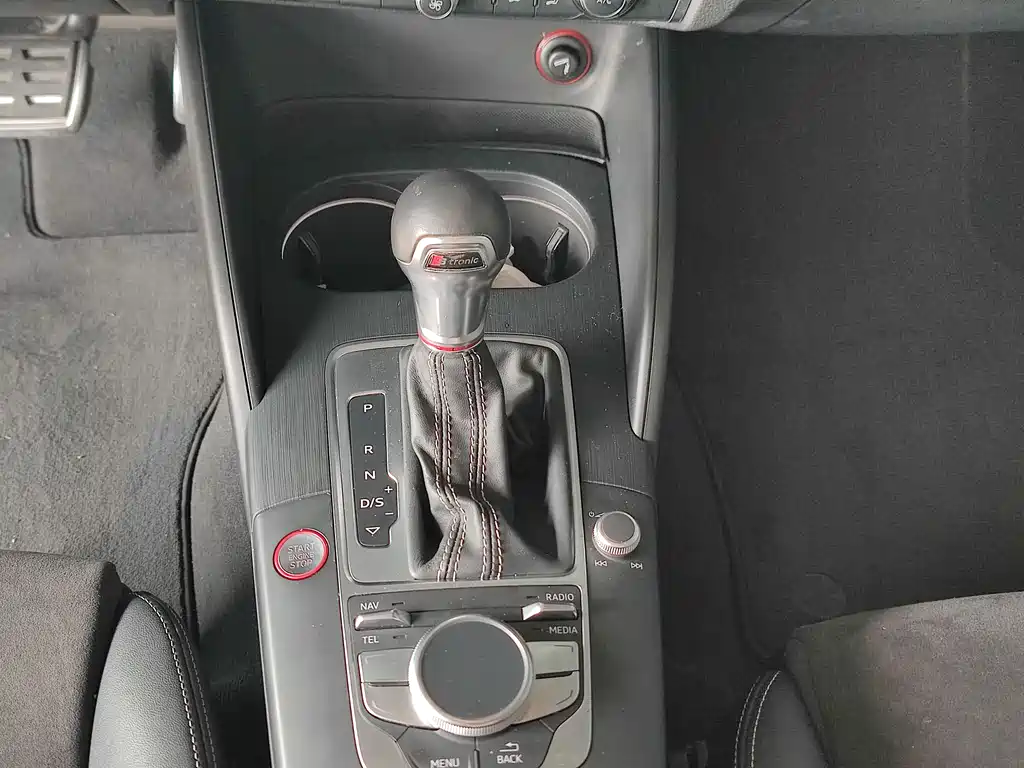 Audi S3 2015 S3 2.0T Limousine купить на сайте DeffCars