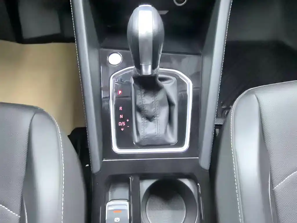 Jetta VS5 2023 280TSI automatic joy model купить на сайте DeffCars