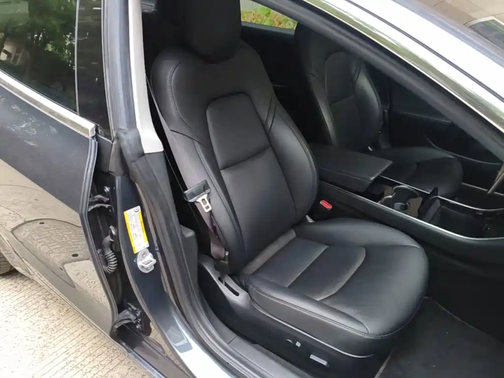 Model 3 imported 2019 long range rear drive version купить на сайте DeffCars