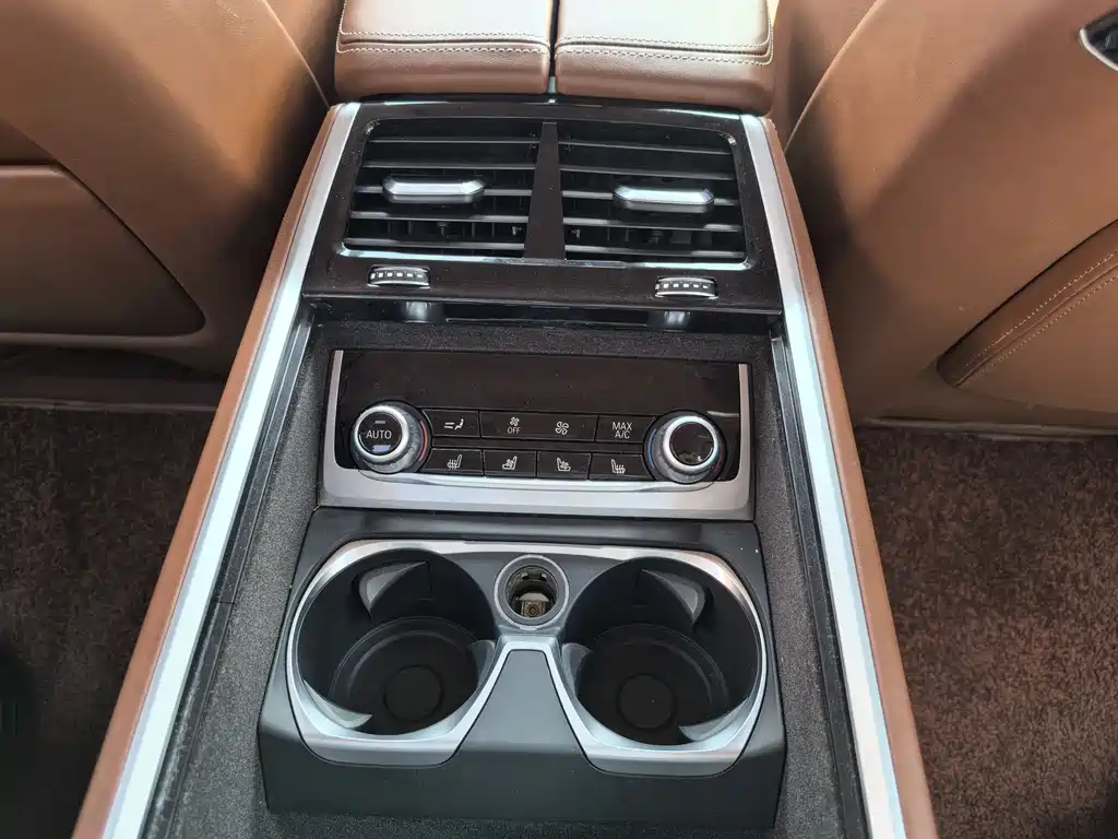 BMW 7 Series 2018 740Li xDrive Exclusive M Sports Package купить на сайте DeffCars
