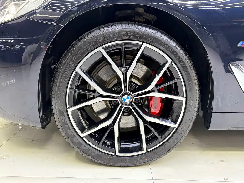 BMW 5 Series 2022 Facelift 2 530Li Exclusive M Sports Package купить на сайте DeffCars