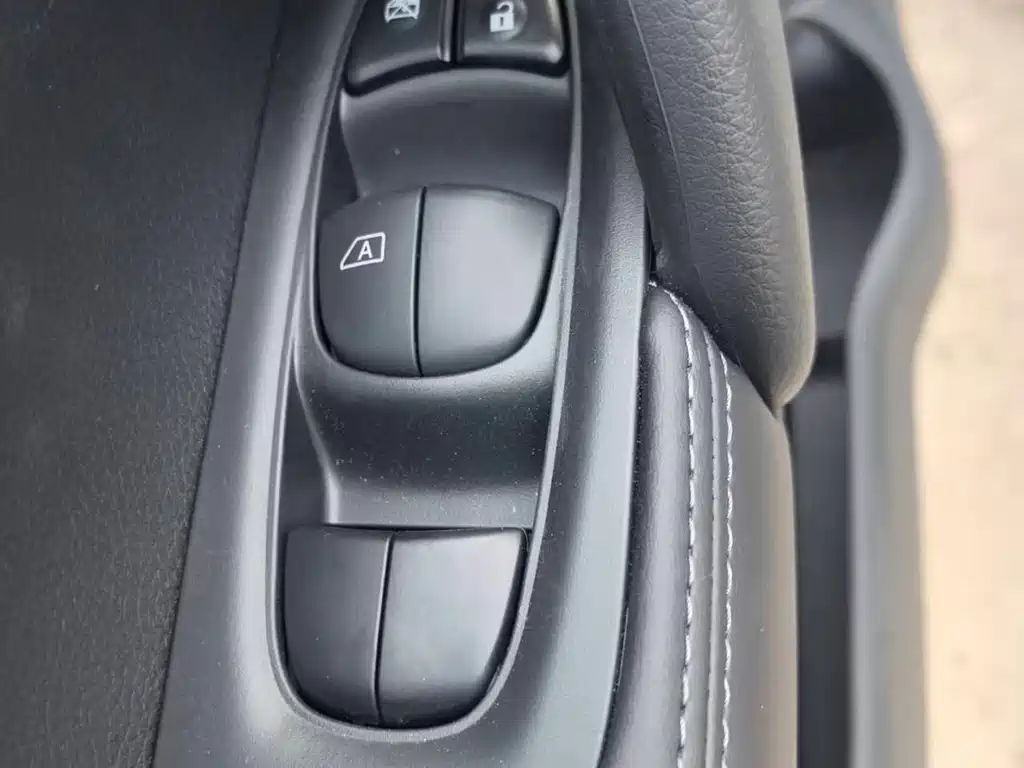 Qashqai 2025 Honor 2.0L CVT XV+ Leading Edition купить на сайте DeffCars