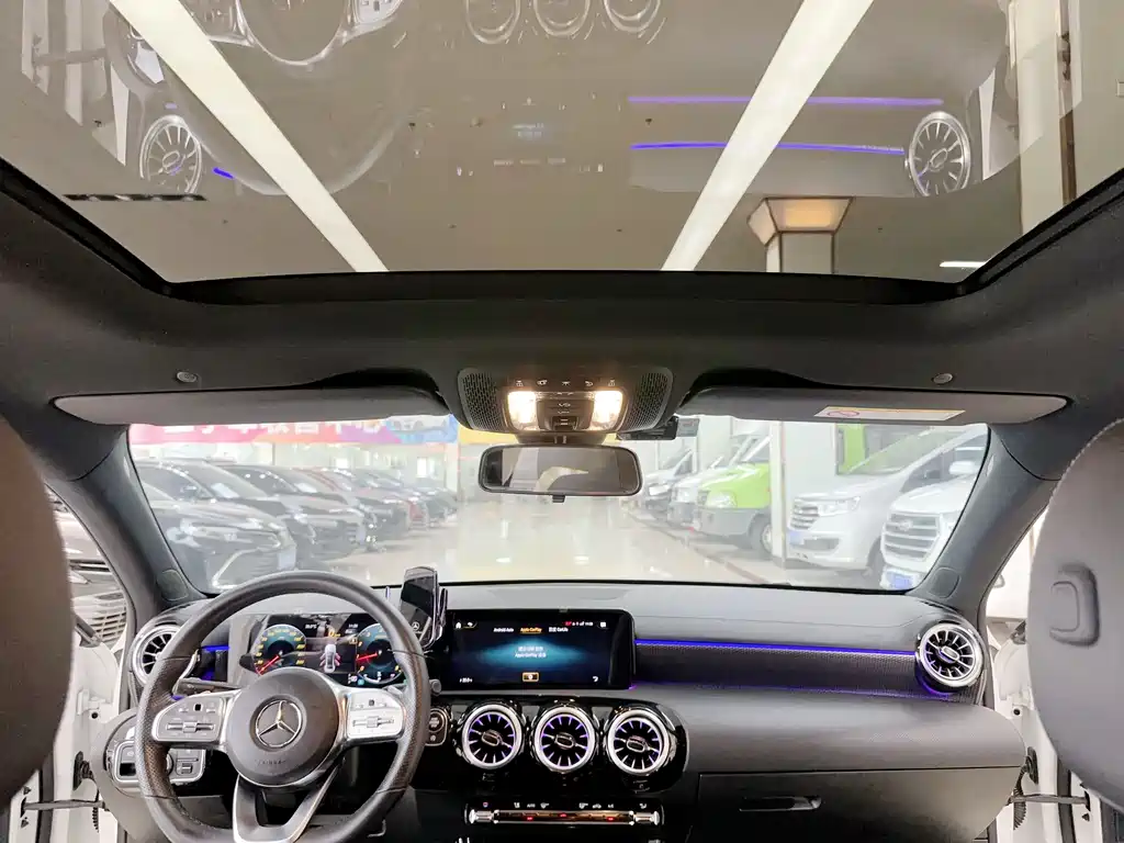 Mercedes-Benz A-Class 2021 A 200 L Sports Sedan Fashionable купить на сайте DeffCars