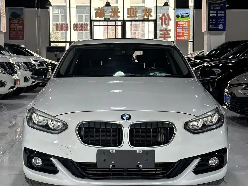BMW 1 Series 2018 118i Sports купить на сайте DeffCars