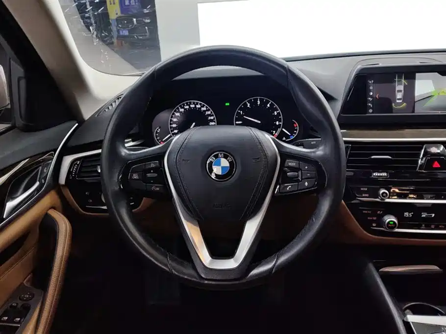 BMW 5 Series 2018 528Li Special Edition launched купить на сайте DeffCars