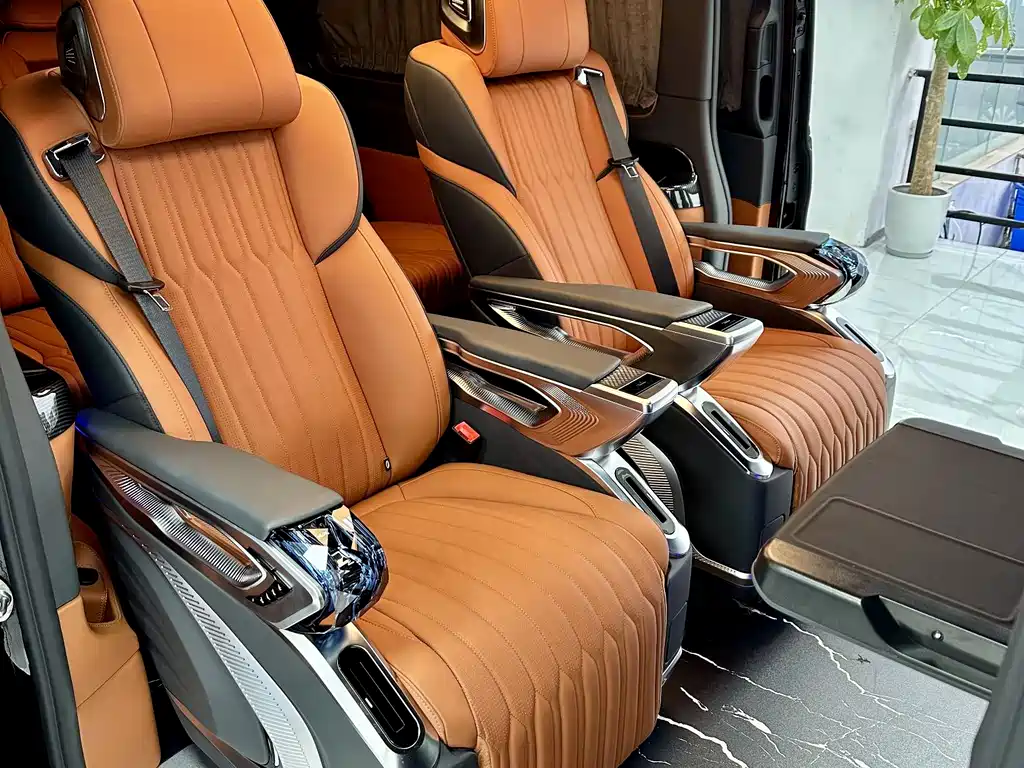 Vito 2024 2.0T Business Edition 7 seats купить на сайте DeffCars