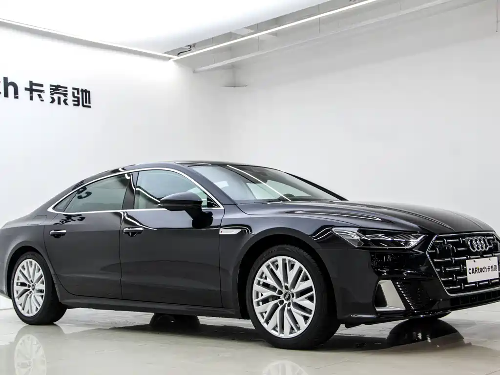 Audi A7L 2024 45TFSI S-line Dream Building Liquid Crystal Package купить на сайте DeffCars