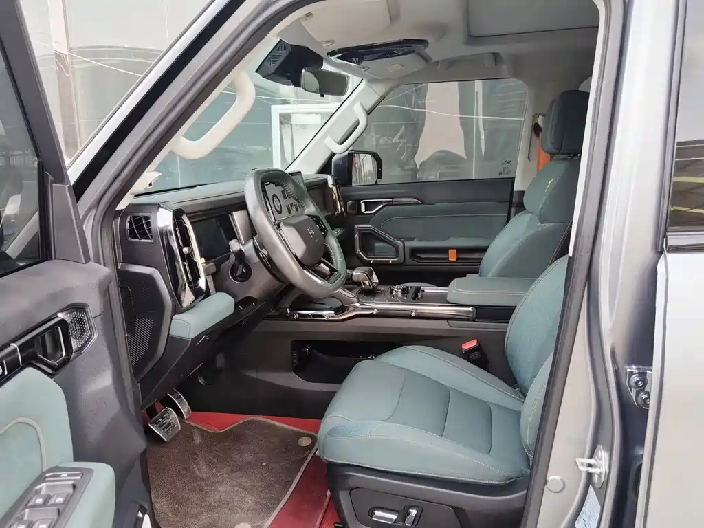 Jietu Traveler 2023 2.0T four-wheel drive crossover PRO купить на сайте DeffCars