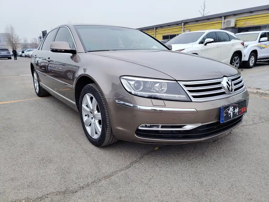 Phaeton 2012 3.6L exclusive customized model купить на сайте DeffCars