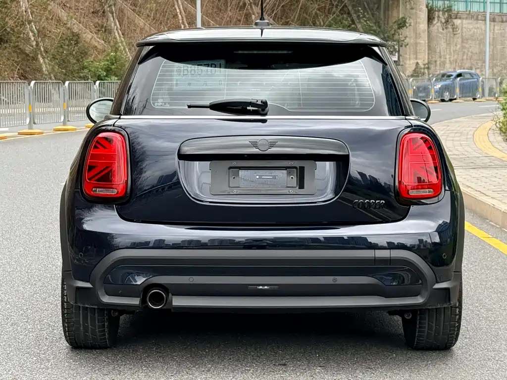 MINI 2023 1.5T COOPER Purple Night Escape Special Edition купить на сайте DeffCars