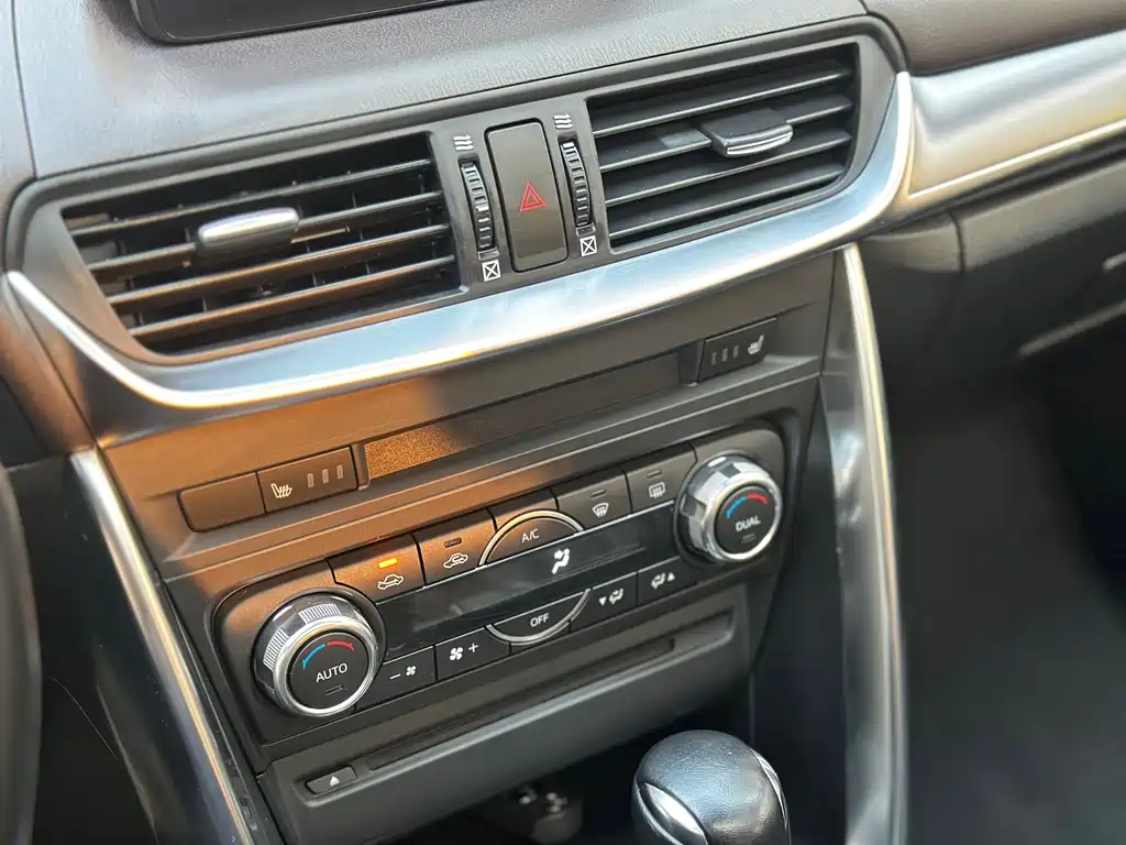 Mazda CX-4 2018 2.5L automatic four-wheel drive Blue Sky Fearless Edition National V купить на сайте DeffCars