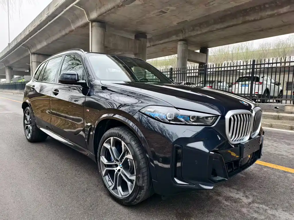 BMW X5 2026 facelift xDrive 40Li M Sports Night Package купить на сайте DeffCars