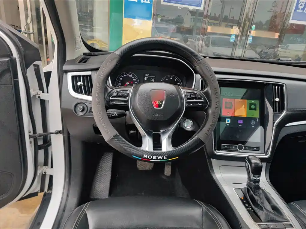 Roewe RX5 2019 20T two-wheel drive automatic 4G interconnected platinum version купить на сайте DeffCars
