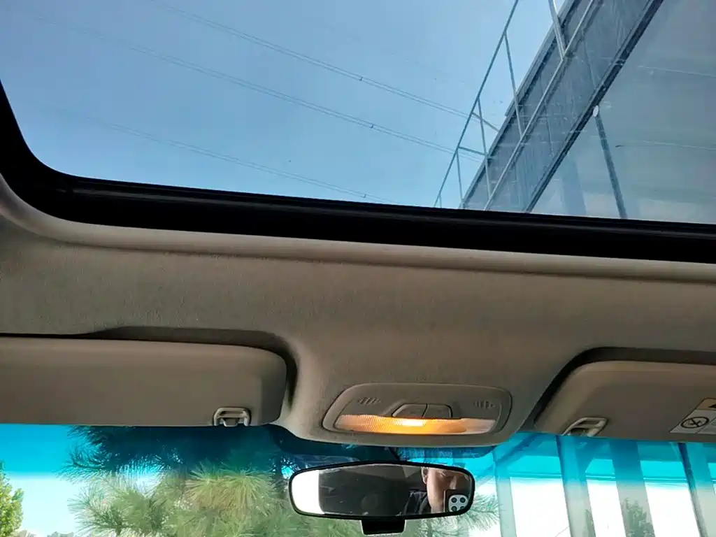 Kovoz 2019 320 automatic sunroof version купить на сайте DeffCars