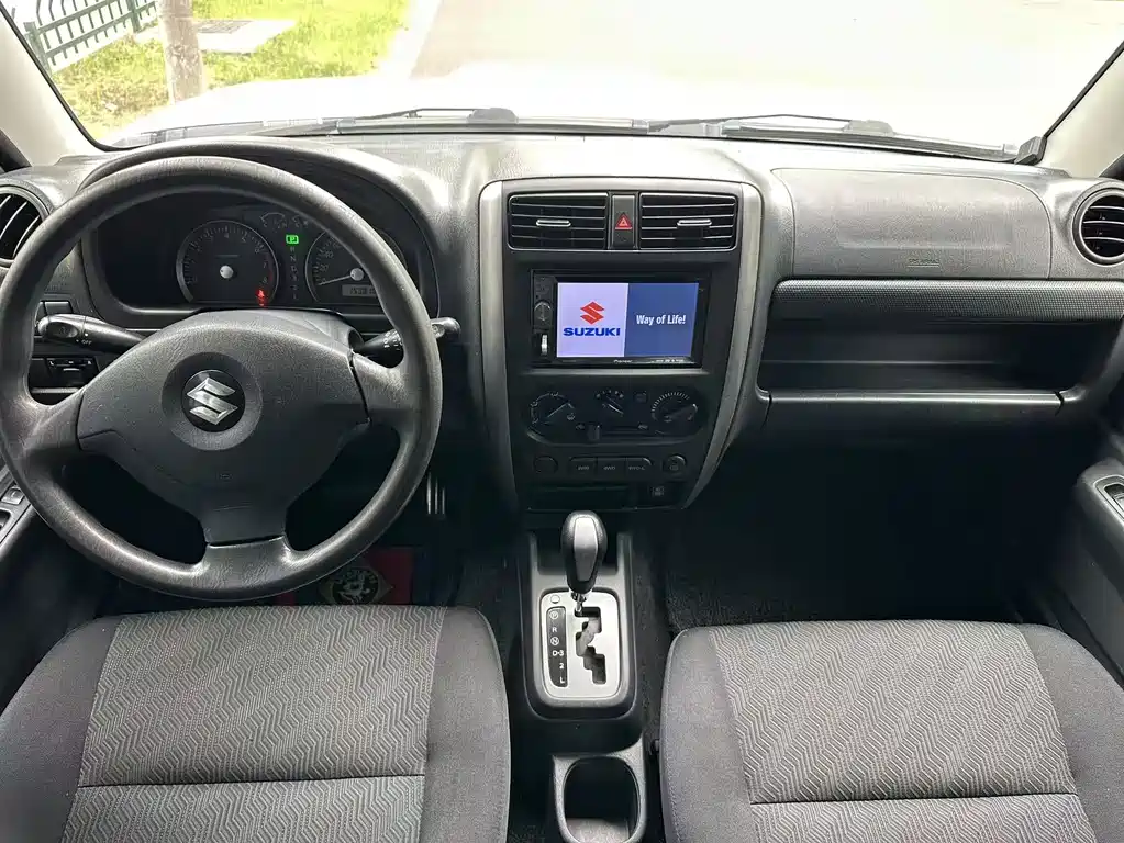 Jimny imported 2012 1.3 AT JLX navigation version купить на сайте DeffCars