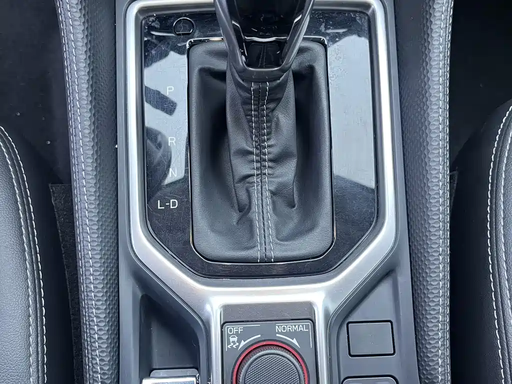 Forester 2022 2.0i AWD Deluxe Edition EyeSight купить на сайте DeffCars