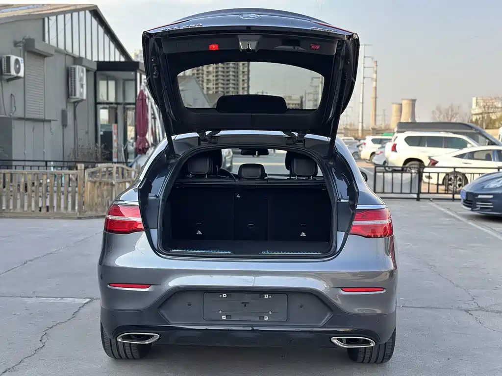 Mercedes-Benz GLC Coupe 2018 GLC 260 4MATIC Coupe SUV купить на сайте DeffCars