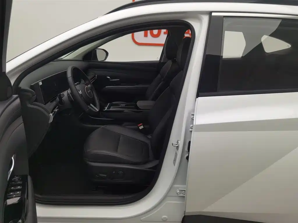 Tucson 2025 Tucson L 1.5T Premium Edition купить на сайте DeffCars