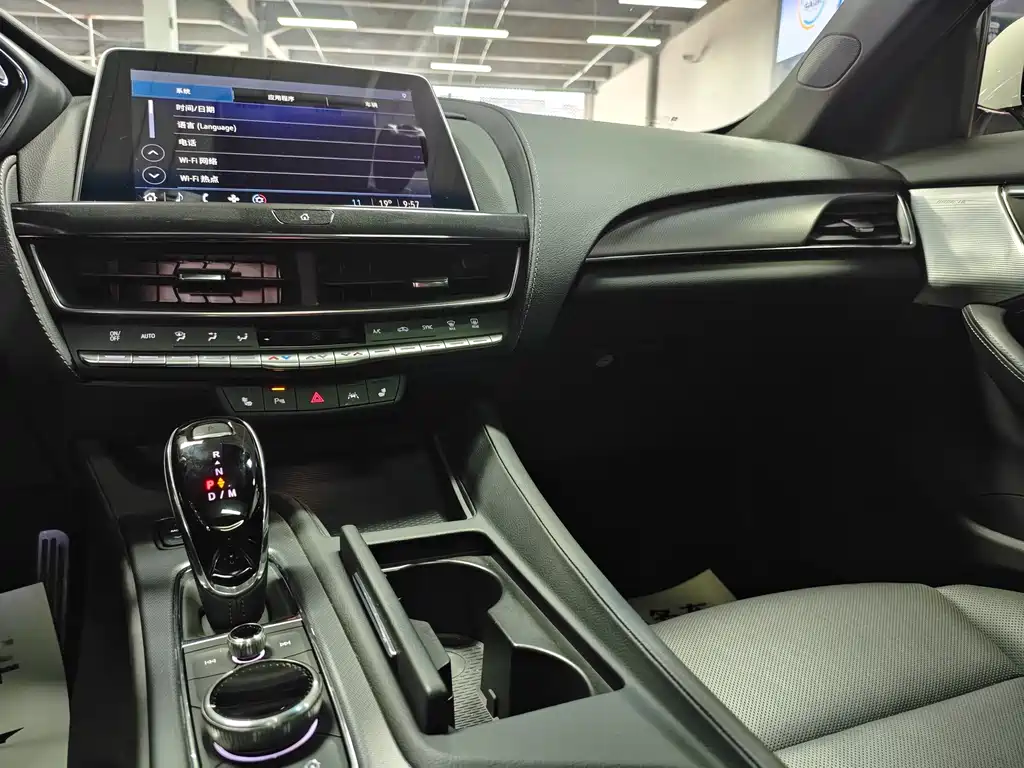Cadillac CT5 2022 28T Premium Model купить на сайте DeffCars