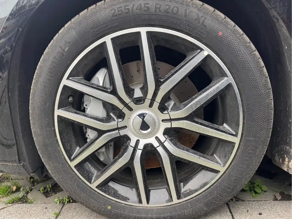 Denza Z9 2024 1100km four-wheel drive Max version купить на сайте DeffCars