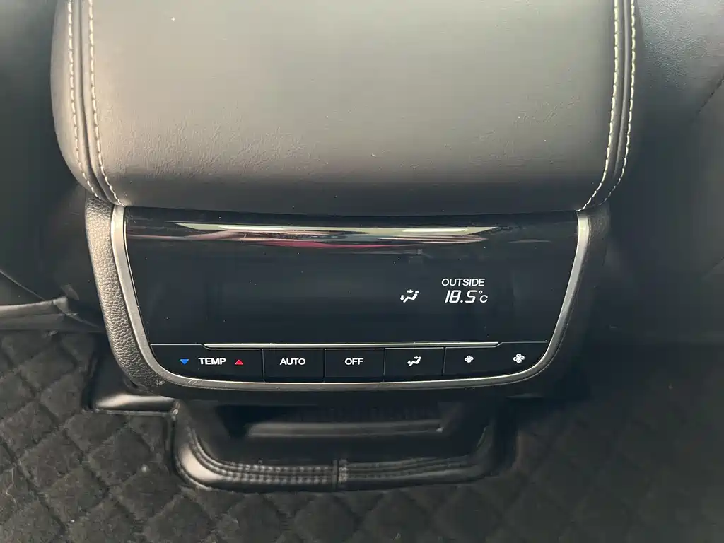 Trumpchi GS8 2022 Pilot Series 2.0TGDI 2WD Luxury Connected Edition (seven seats) купить на сайте DeffCars