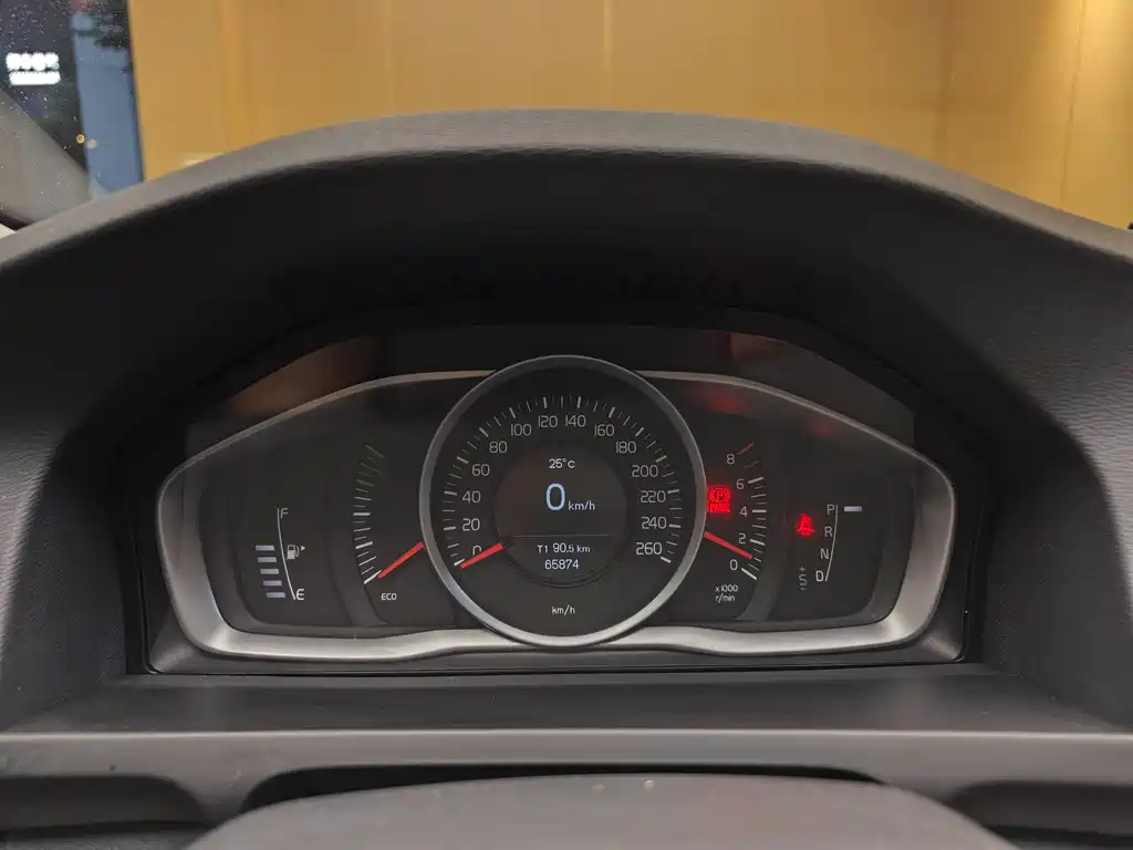 Volvo S60 2018 S60L T3 Smart Edition купить на сайте DeffCars
