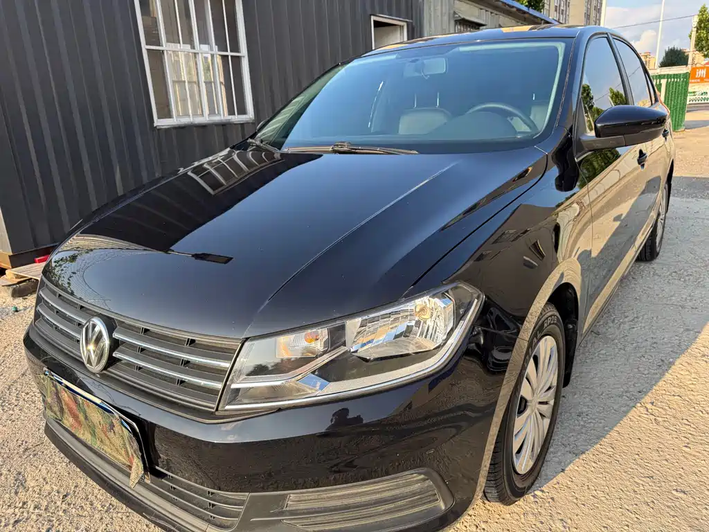 SANTANA 2016 1.4L Manual Fashion Edition купить на сайте DeffCars