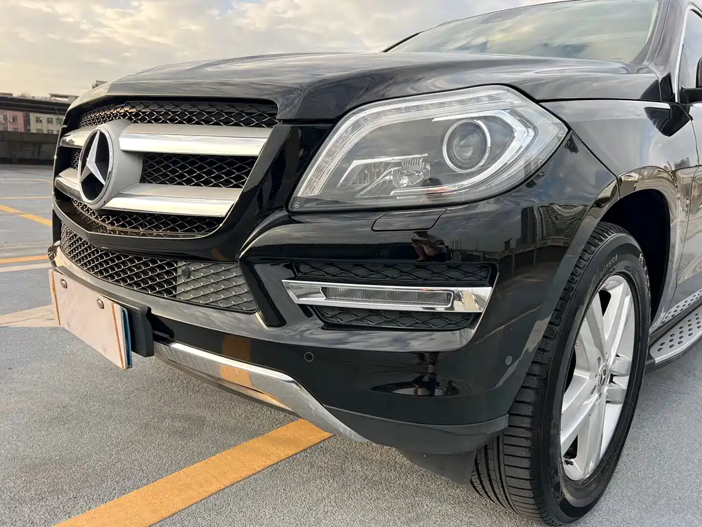 Mercedes-Benz GL Class 2015 GL 400 4MATIC Dynamic купить на сайте DeffCars