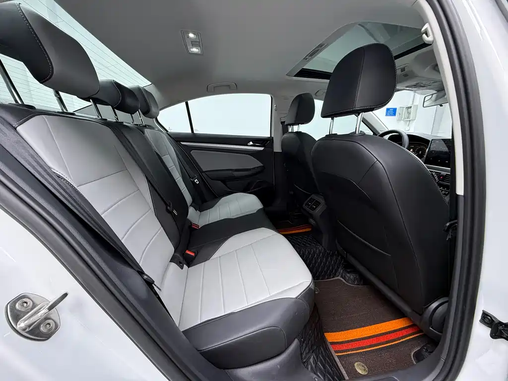 Bora 2023 200TSI DSGSenova ZhixingPRO Edition купить на сайте DeffCars